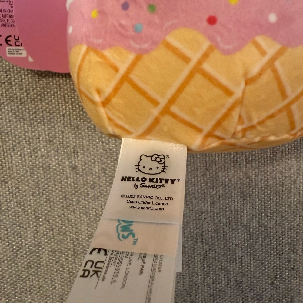 Squishmallows Sanrio 5” Hello Kitty Ice Cream Cone Pink Strawberry Plush NWT - Picture 4 of 7
